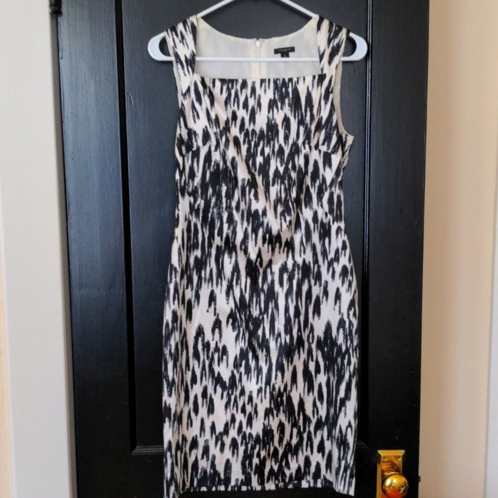 Ann Taylor Silk Dress Patterned Black White Size 4